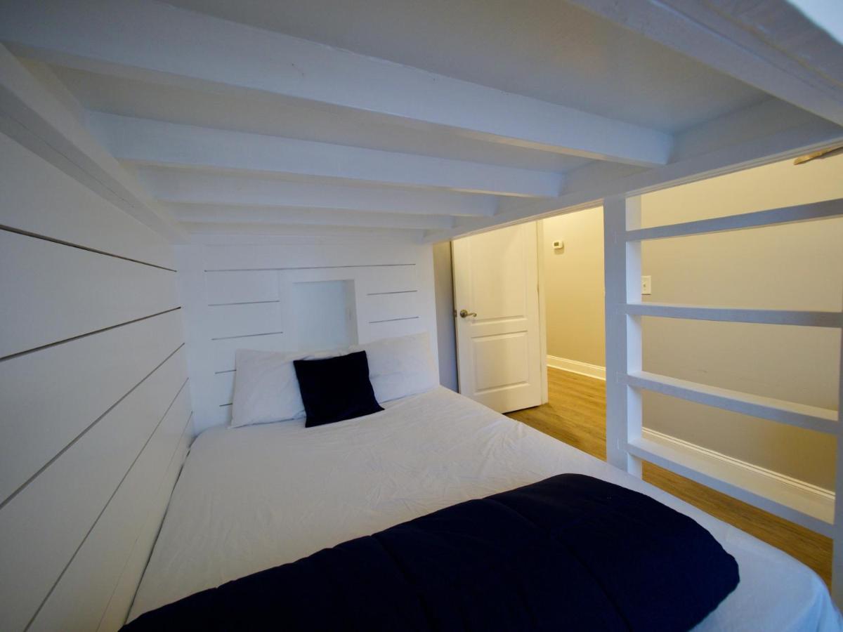 Steps To Beach - Large Beach House With Pool Holiday home