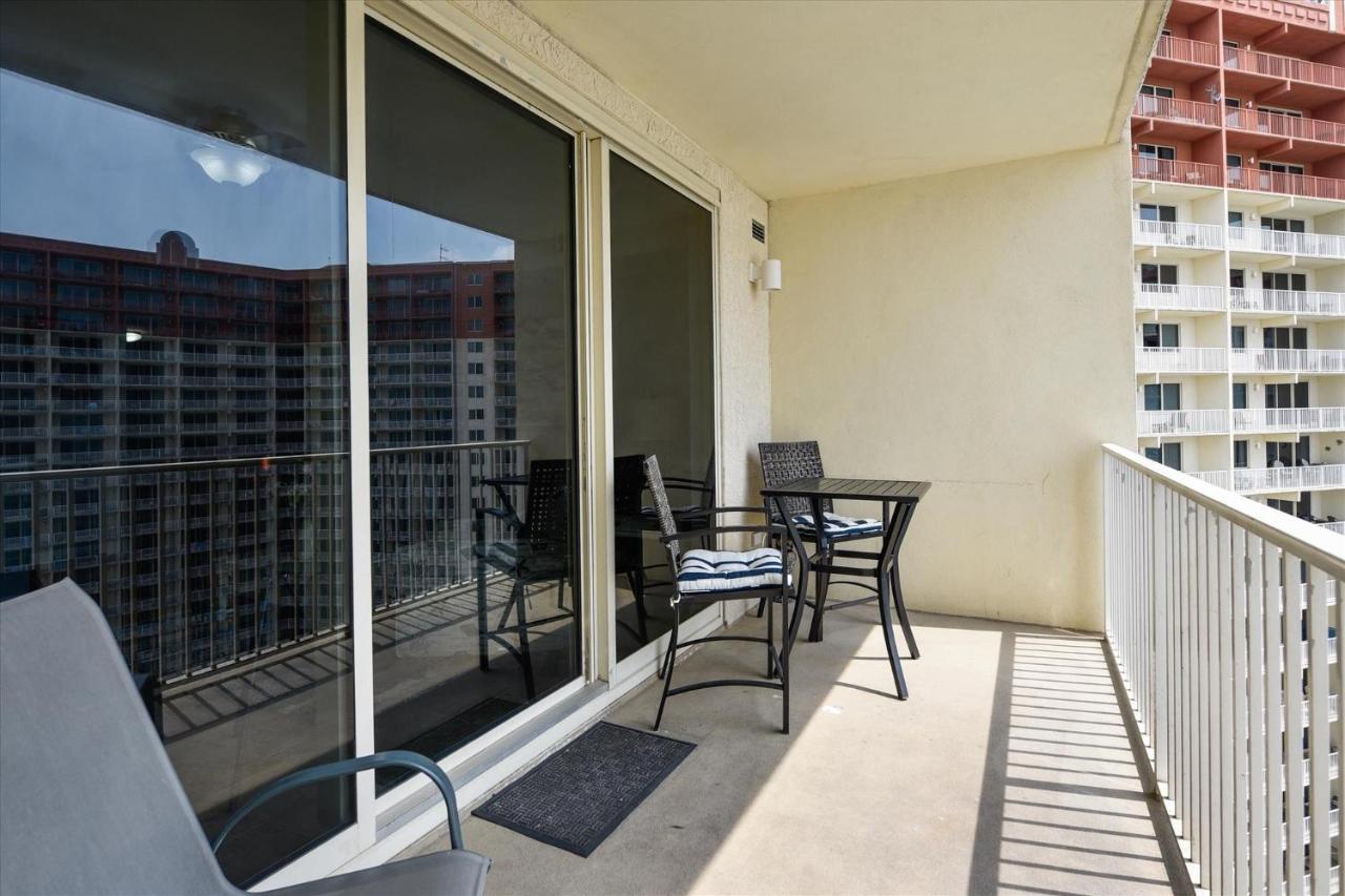 Shores Of Panama 1704 - 2 Bedroom Bunk Sleeps 8, Updated! Res, Parking Apartment Panama City Beach