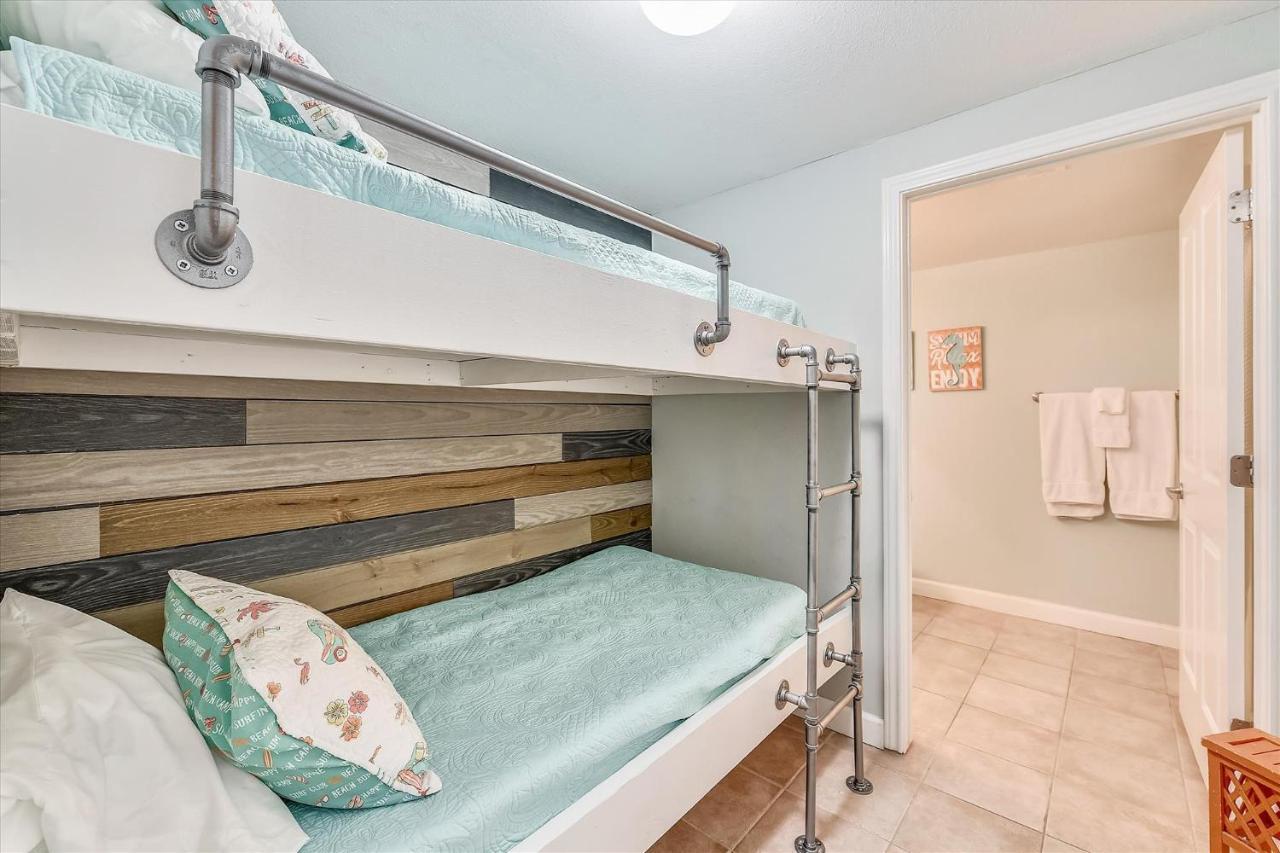 Apartment Shores Of Panama 808- 1 Bedroombunk Room, Free Fun! Updated! Sleeps 6, Panama City Beach