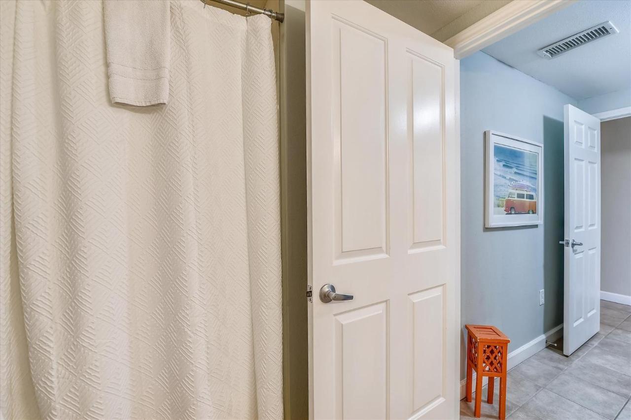 Shores Of Panama 808- 1 Bedroombunk Room, Free Fun! Updated! Sleeps 6, Panama City Beach