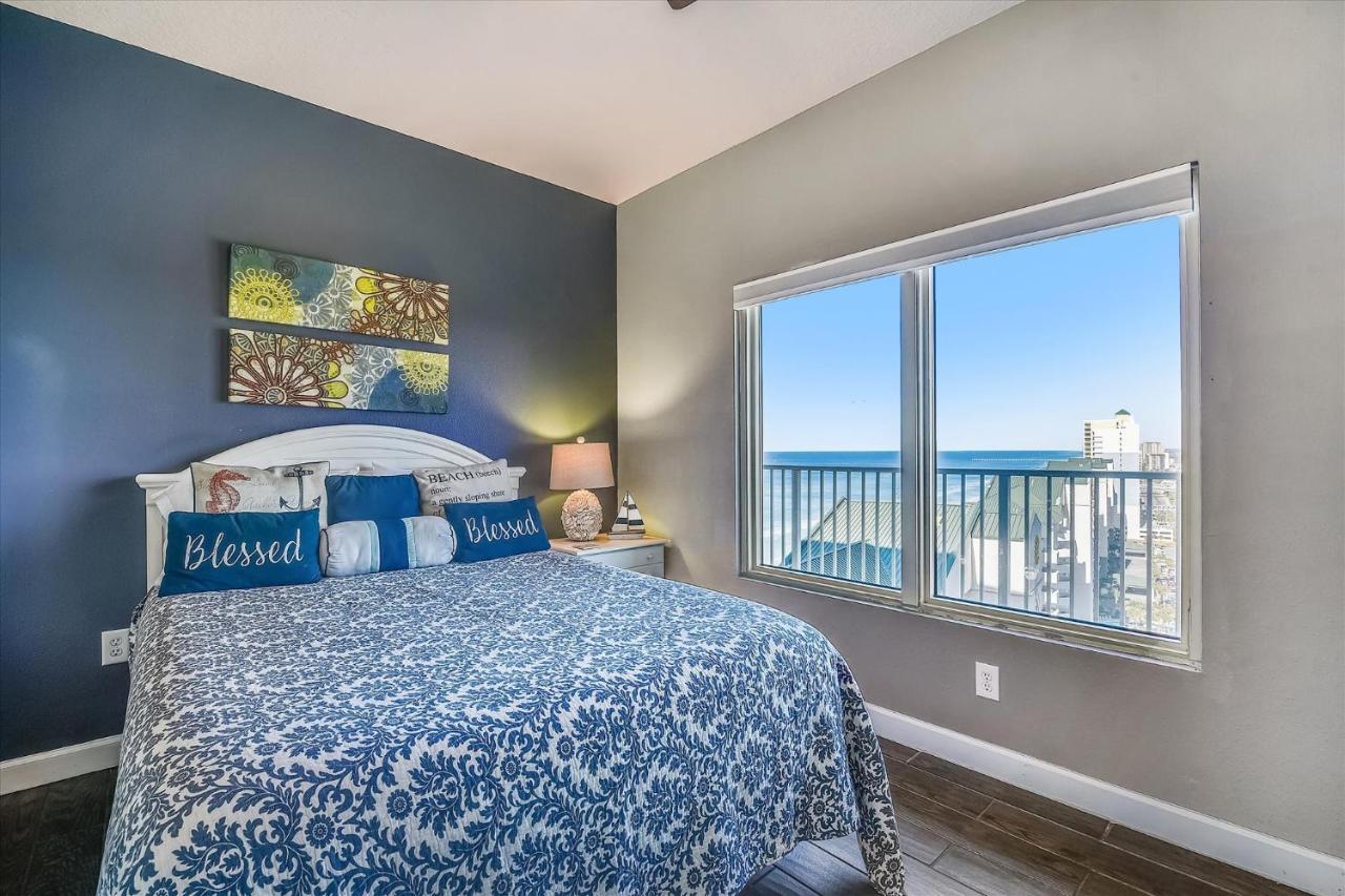 Shores Of Panama 1807 -fantastic 2bdbunks, Sleeps 8! Reserved Parking! Free Fun Apartment