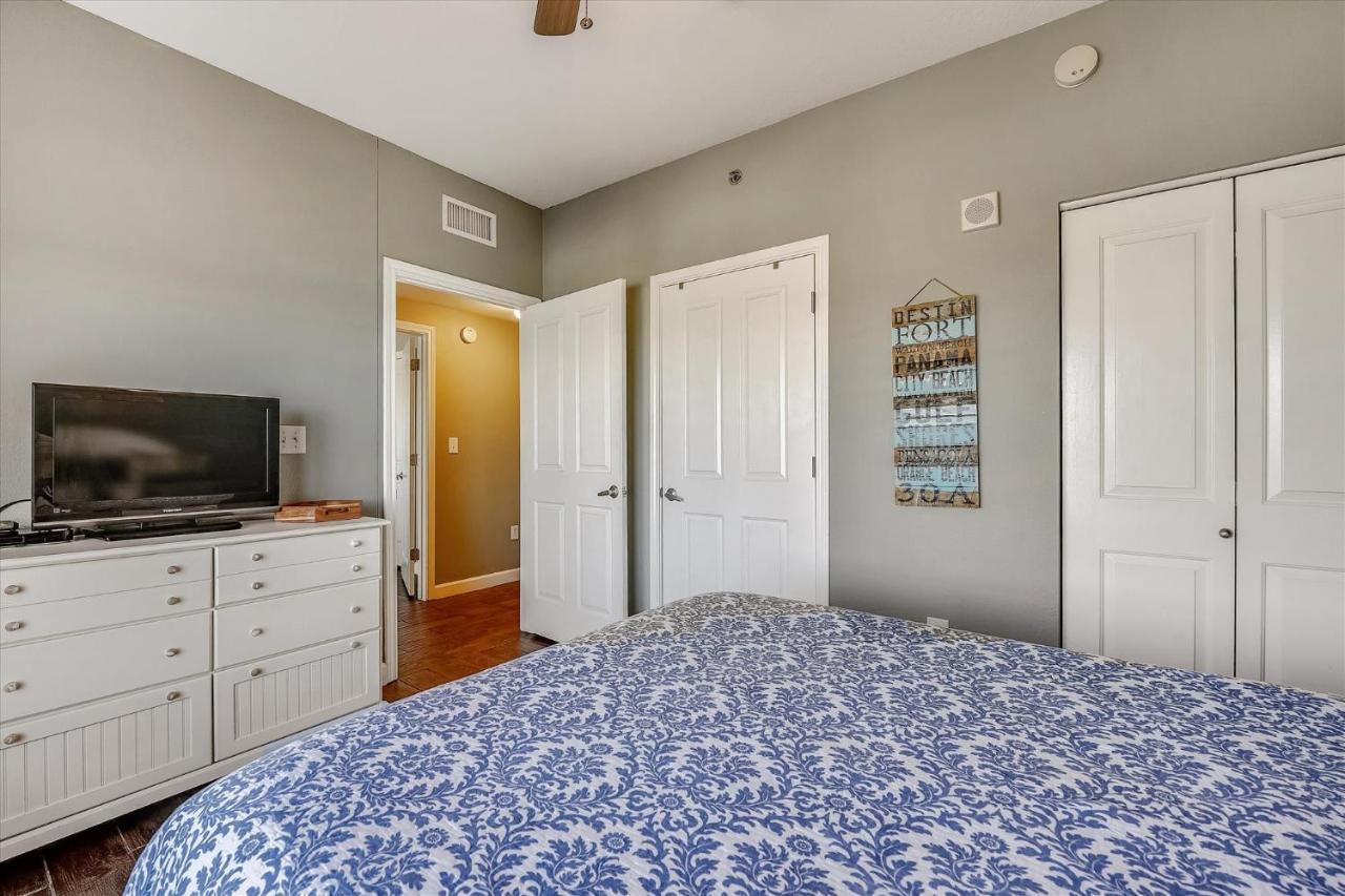 Apartment Shores Of Panama 1807 -fantastic 2bdbunks, Sleeps 8! Reserved Parking! Free Fun Panama City Beach