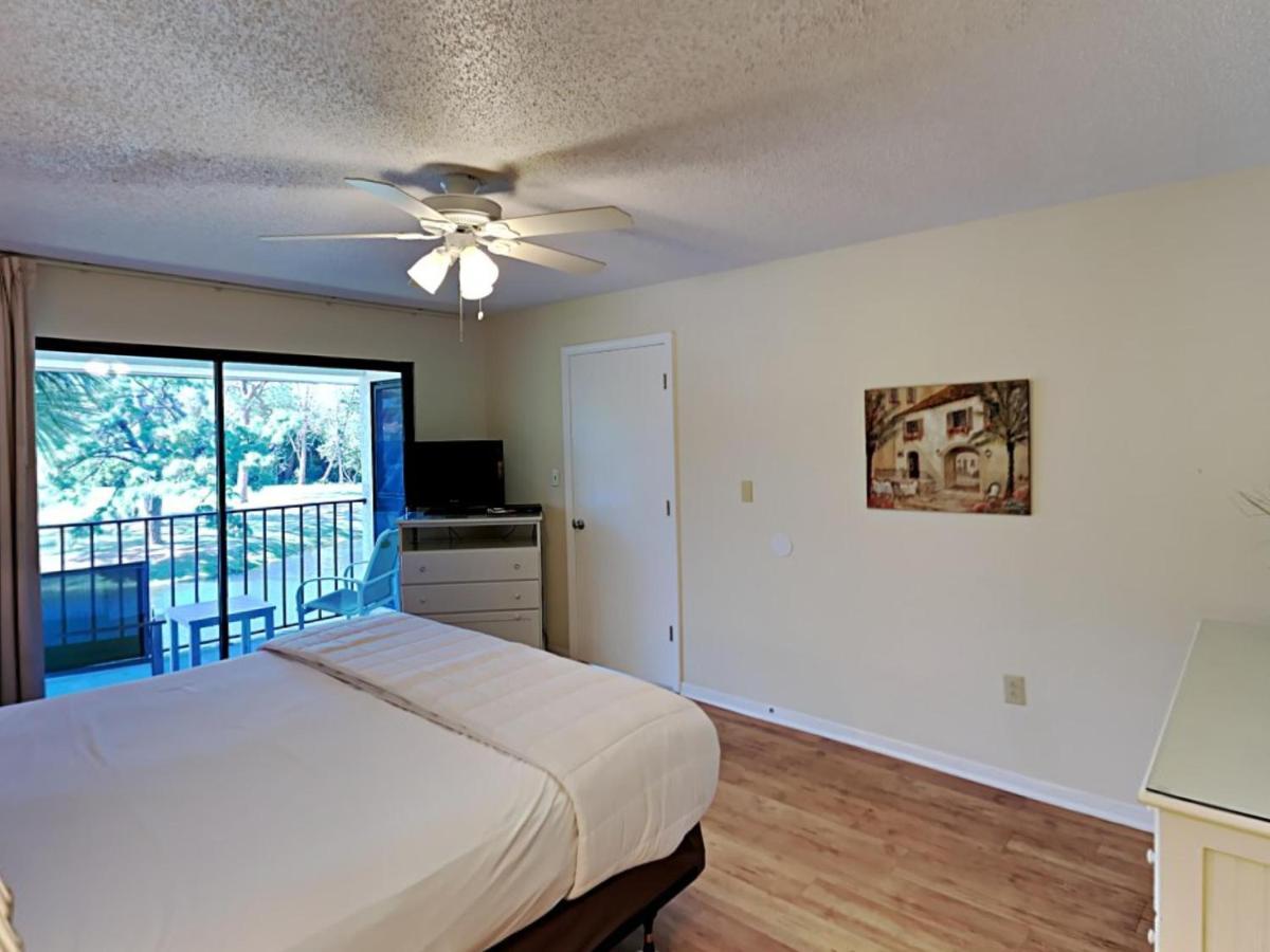 Edgewater 814 Apartment *