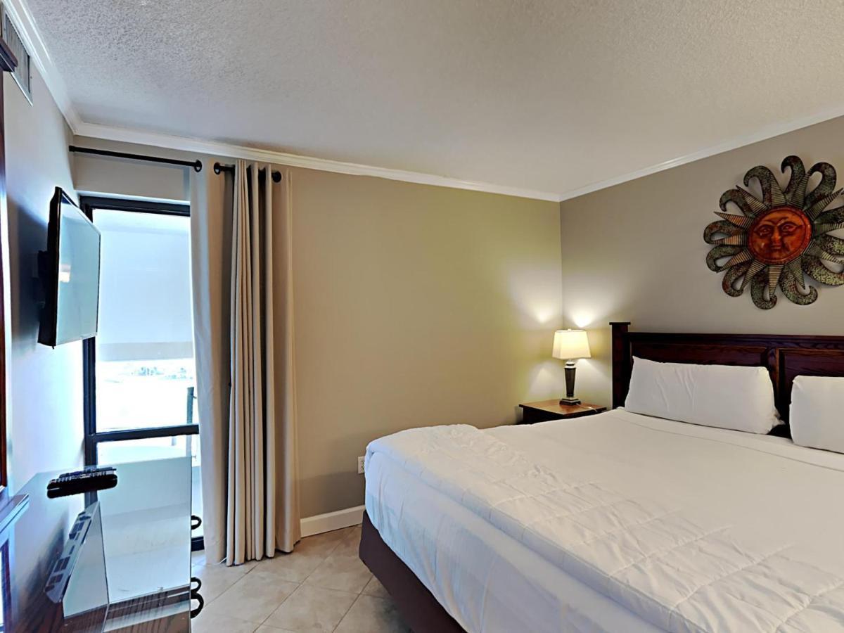 Apartment Edgewater Tower Ii 1011