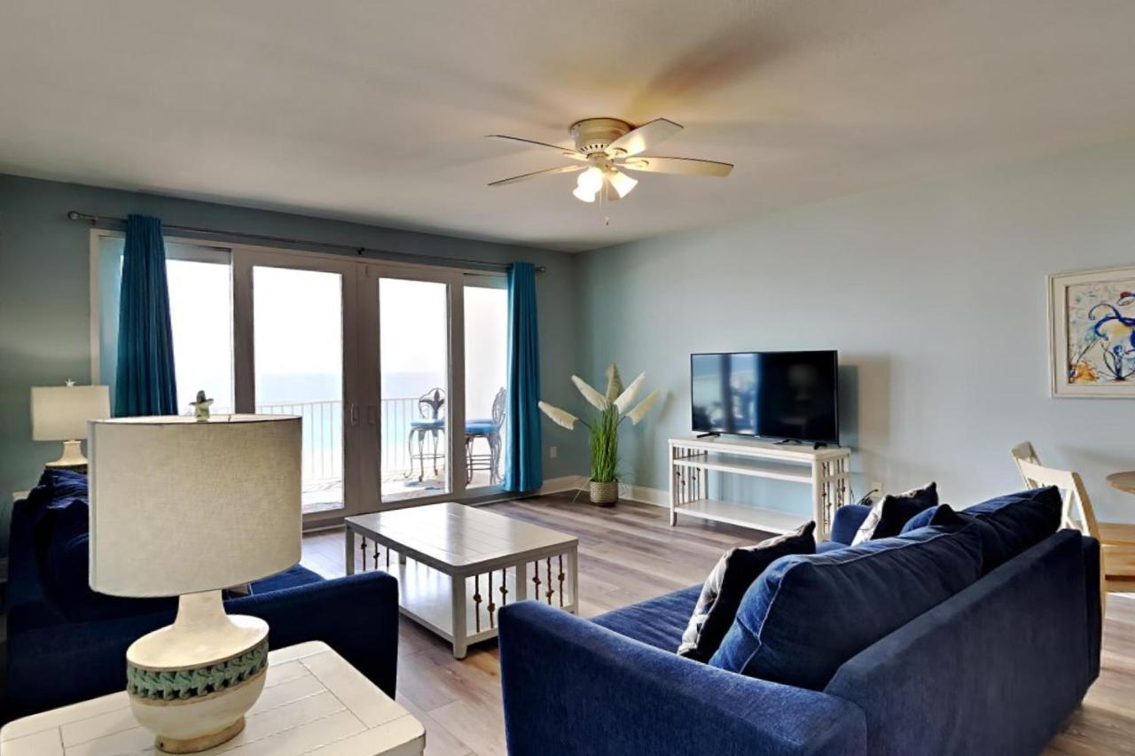 Apartment Laketown Wharf 1523