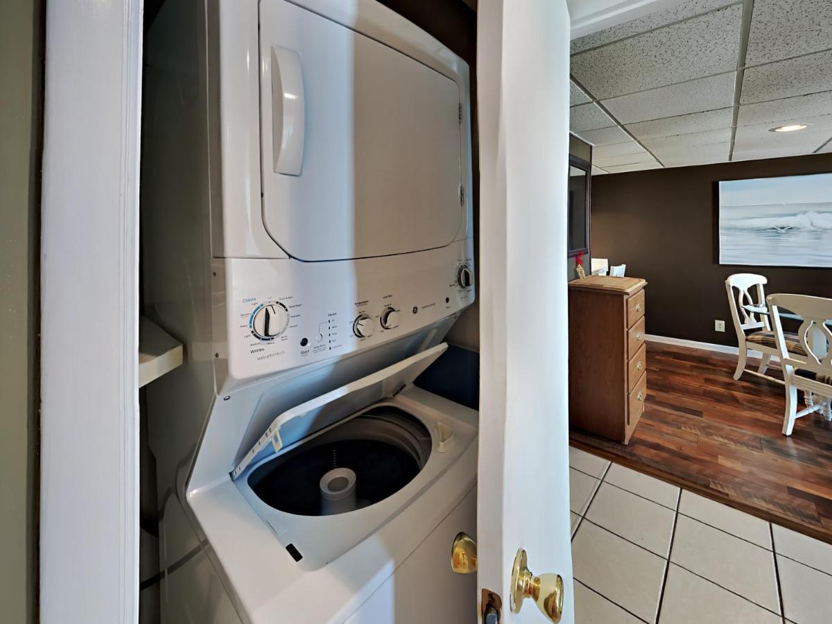 Edgewater Windward 204 *