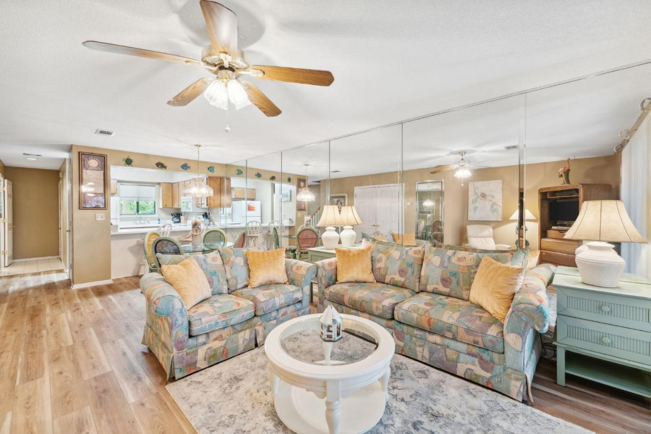 Portside #u1 By Nautical Holiday home