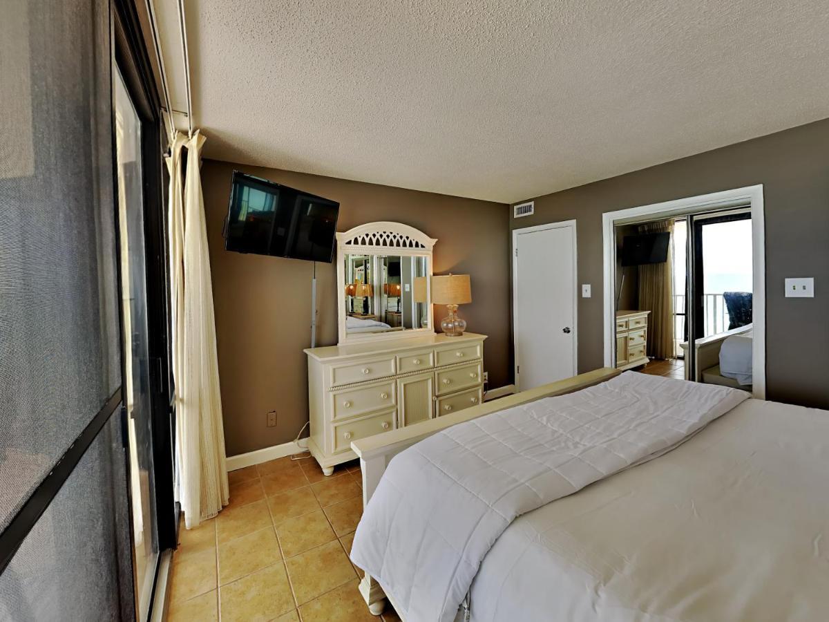 Edgewater Leeward 603 Apartment *
