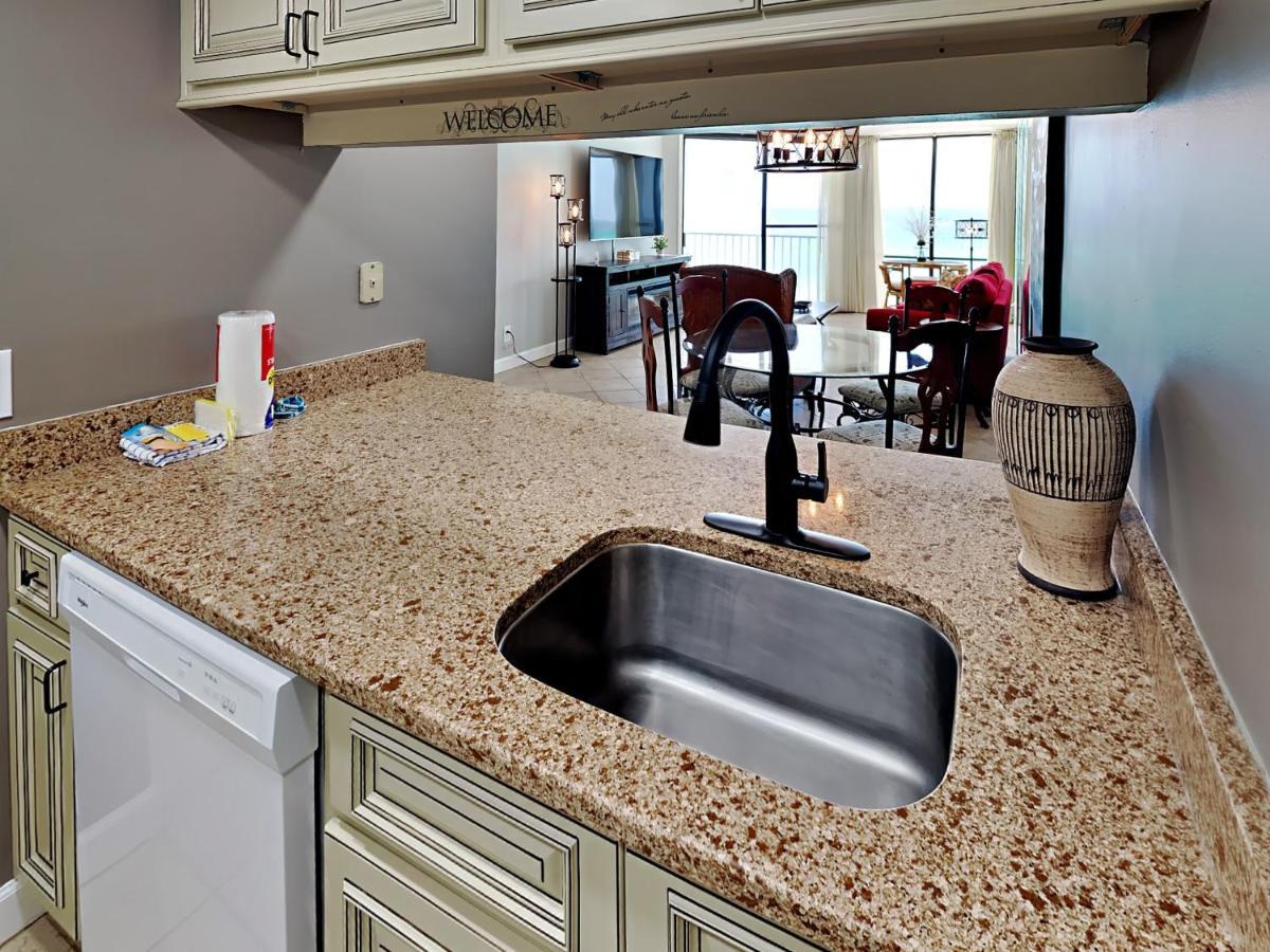 Edgewater Leeward 603 Apartment *