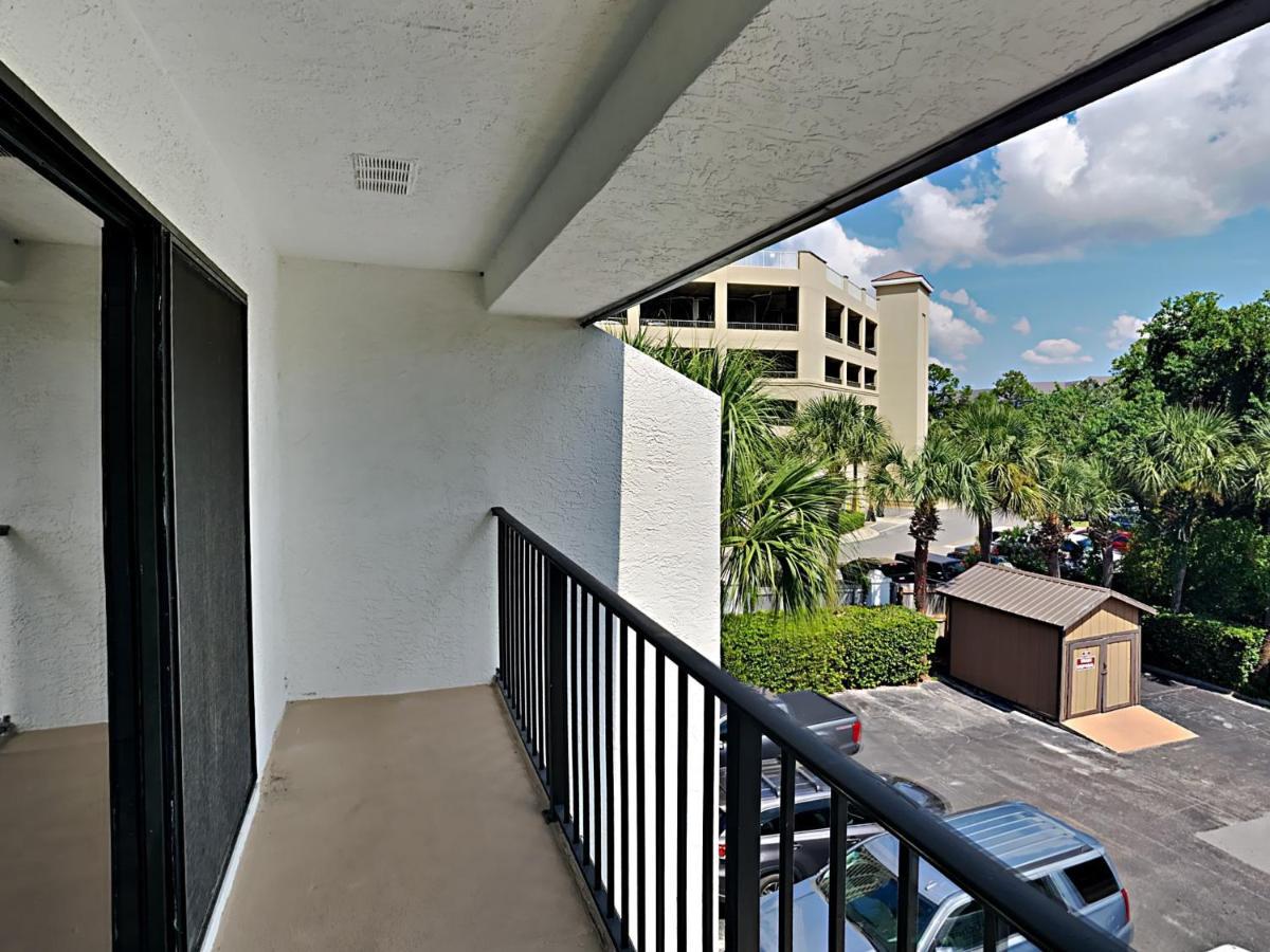 Edgewater 3317
