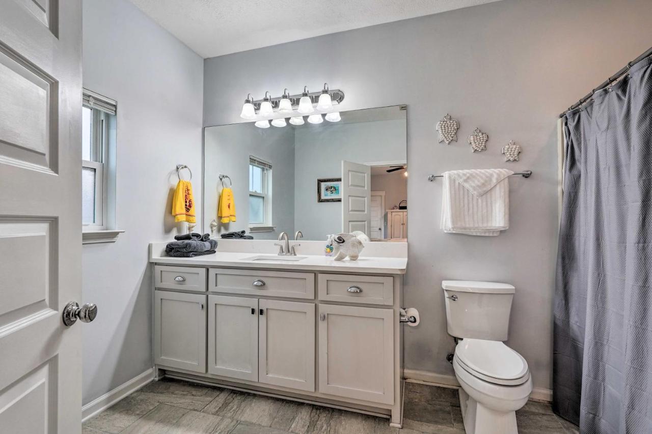 Modern Pcb With Private Yard And Pool Access Holiday home Panama City Beach