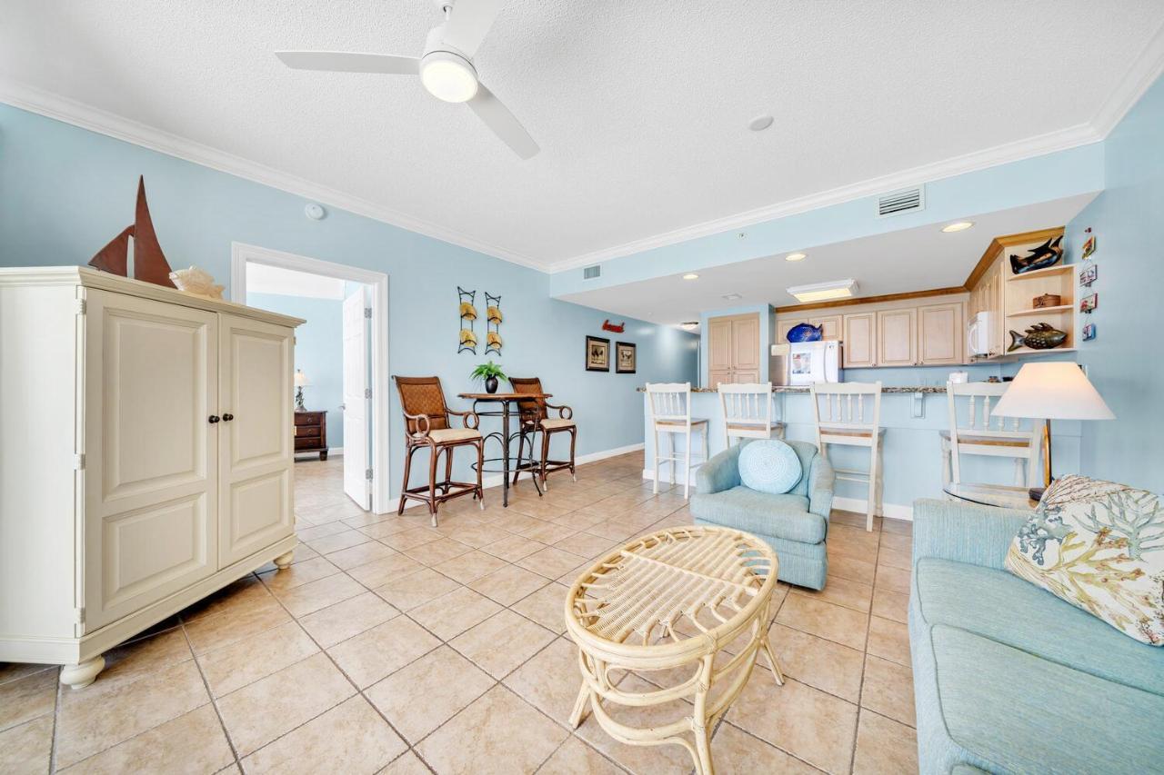 Boardwalk 1209 Apartment *
