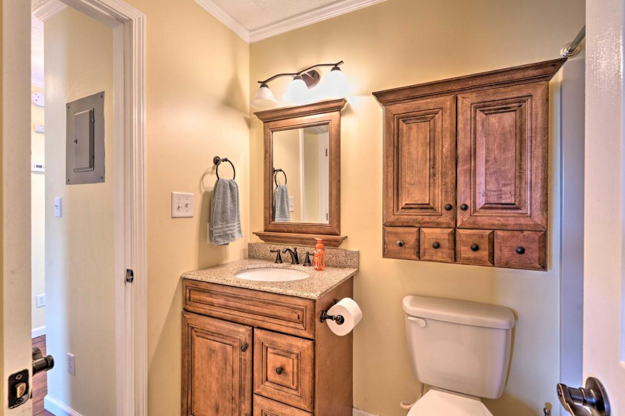 Apartment Convenient Pcb With Pool Access Walk To