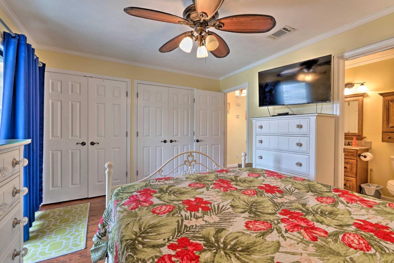Convenient Pcb With Pool Access Walk To *