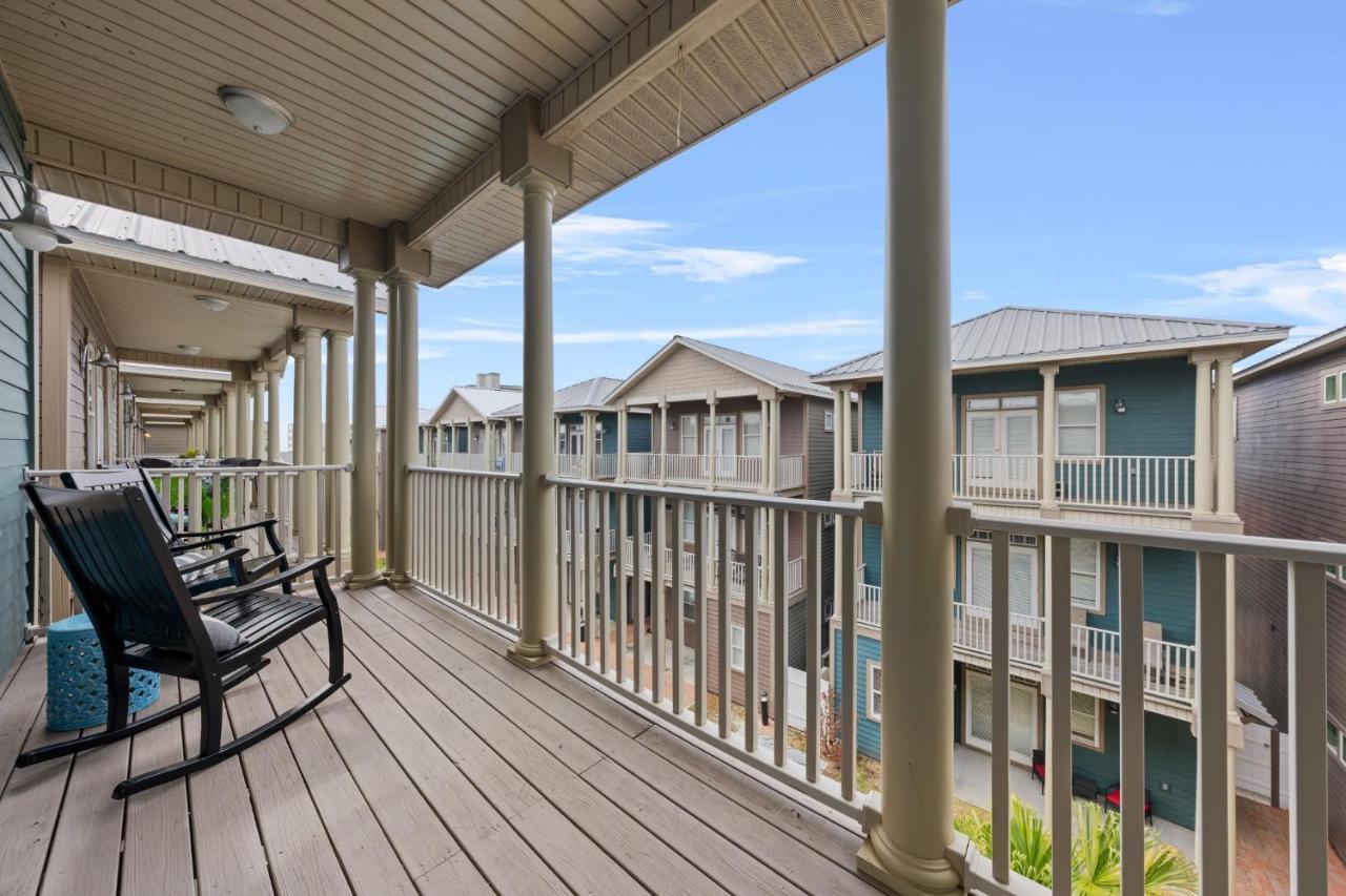 Crescent Moon Palace - A Luxury With Pool, Parking, Just Steps To The *