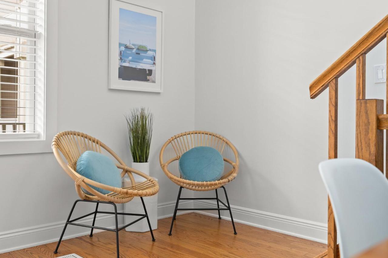 Crescent Moon Palace - A Luxury With Pool, Parking, Just Steps To The