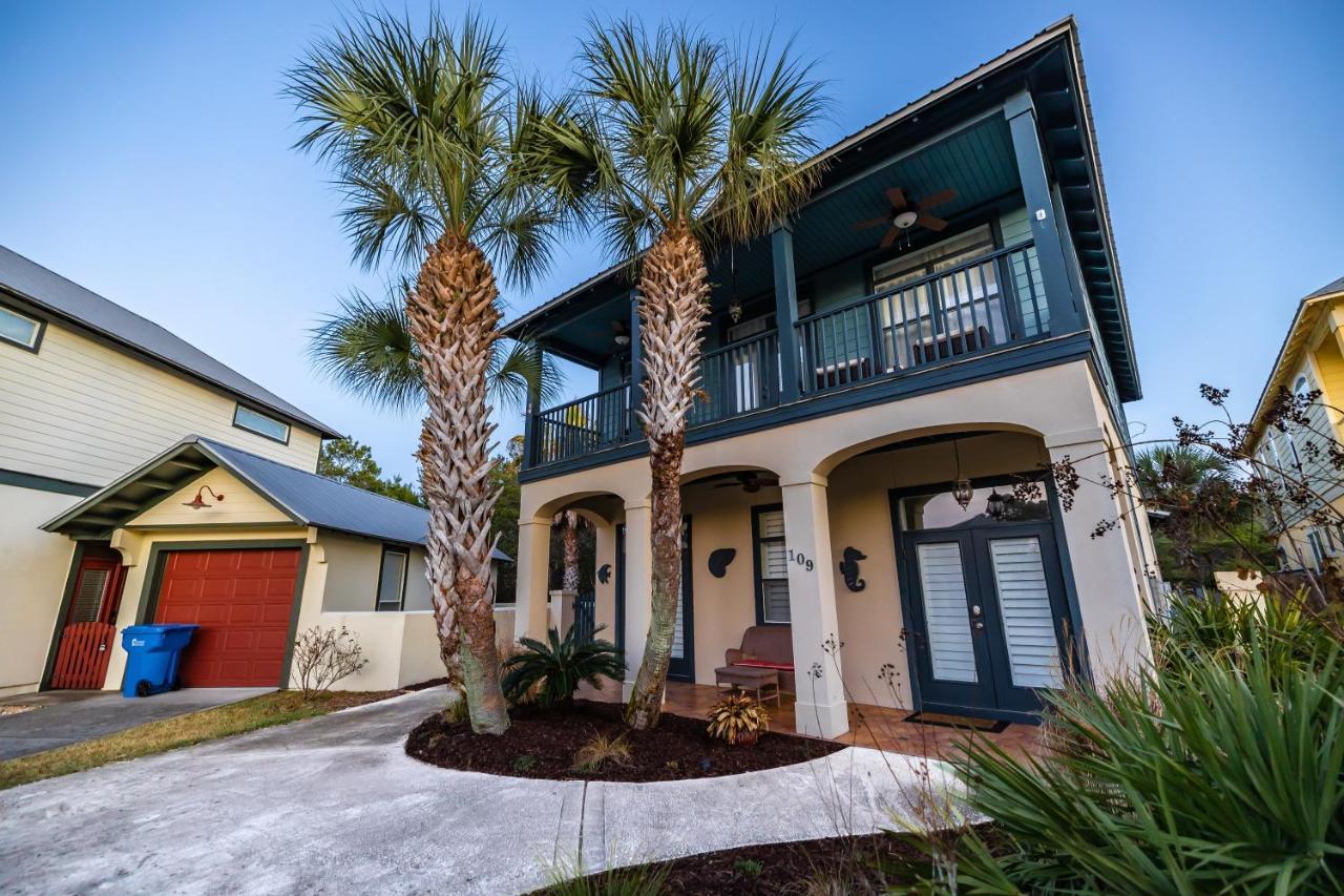 Holiday home 109 Island Cove Ct - Blue Palm Cove *
