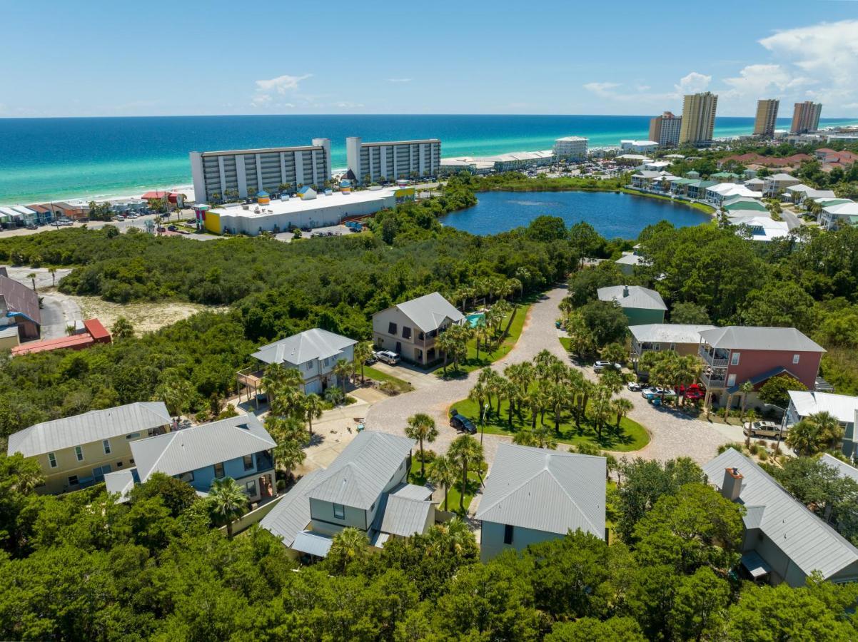 109 Island Cove Ct - Blue Palm Cove *