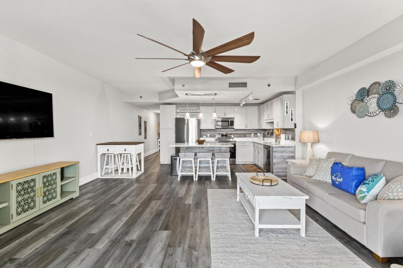 Laketown Wharf 304 - Zaffos By The Sea Holiday home Panama City Beach