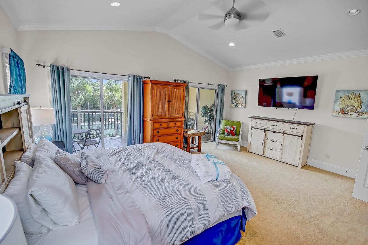 Holiday home 136 La Valencia Cir - At Peace *