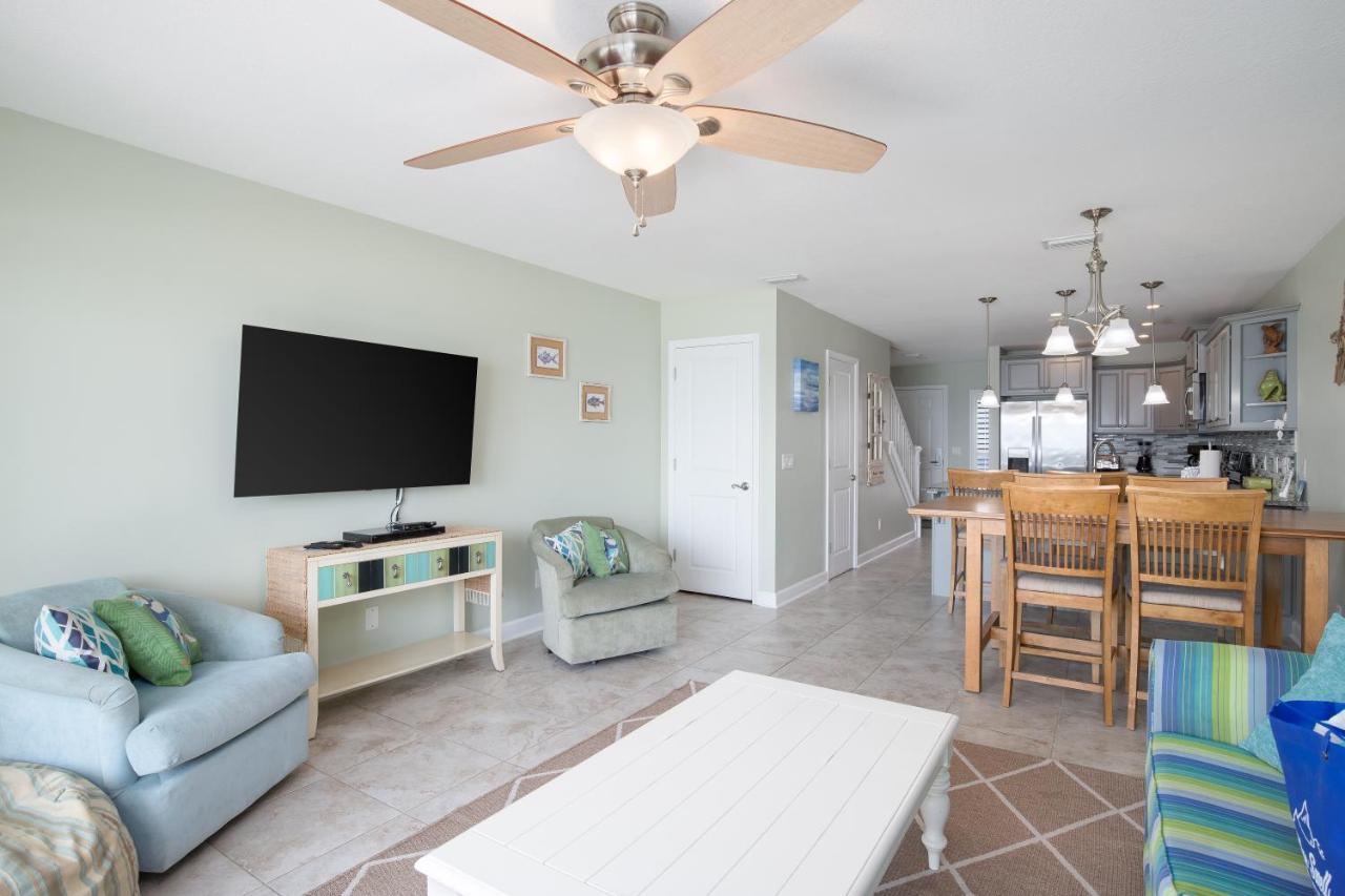 Spacious Waterfront Townhome - Just A Short Walk To Pier Park *