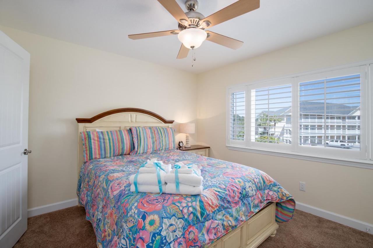 Holiday home Spacious Waterfront Townhome - Just A Short Walk To Pier Park