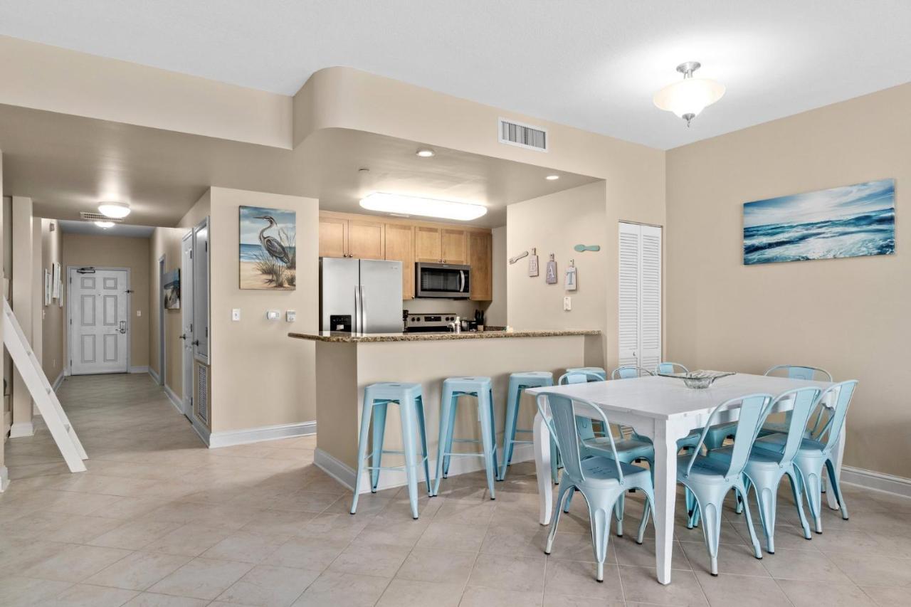 Beautiful 5th Floor Aqua Unit With Direct Ocean Views, Sleeps 8!