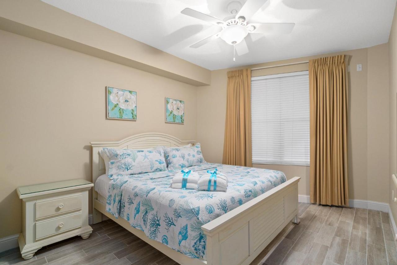 Beautiful 5th Floor Aqua Unit With Direct Ocean Views, Sleeps 8! Holiday home *