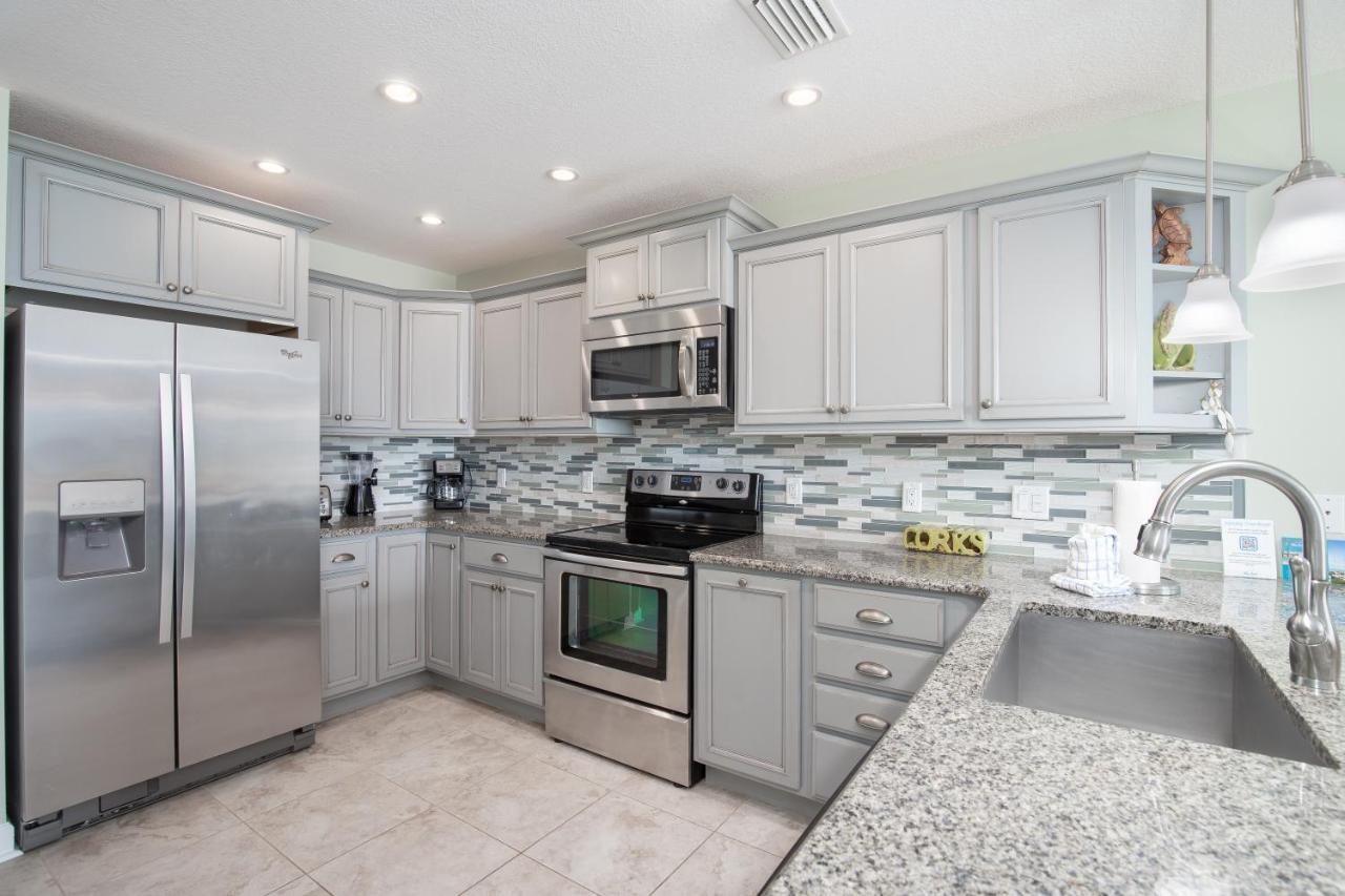 Holiday home Spacious Waterfront Townhome - Just A Short Walk To Pier Park *