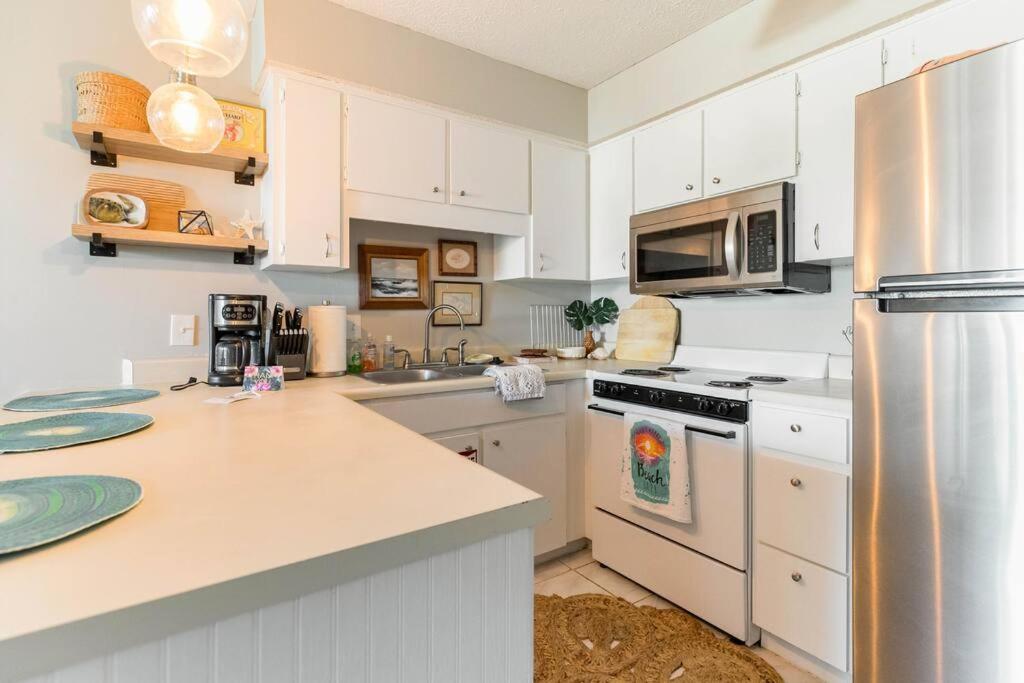 Apartment Boho Retreat Across The Street From The *
