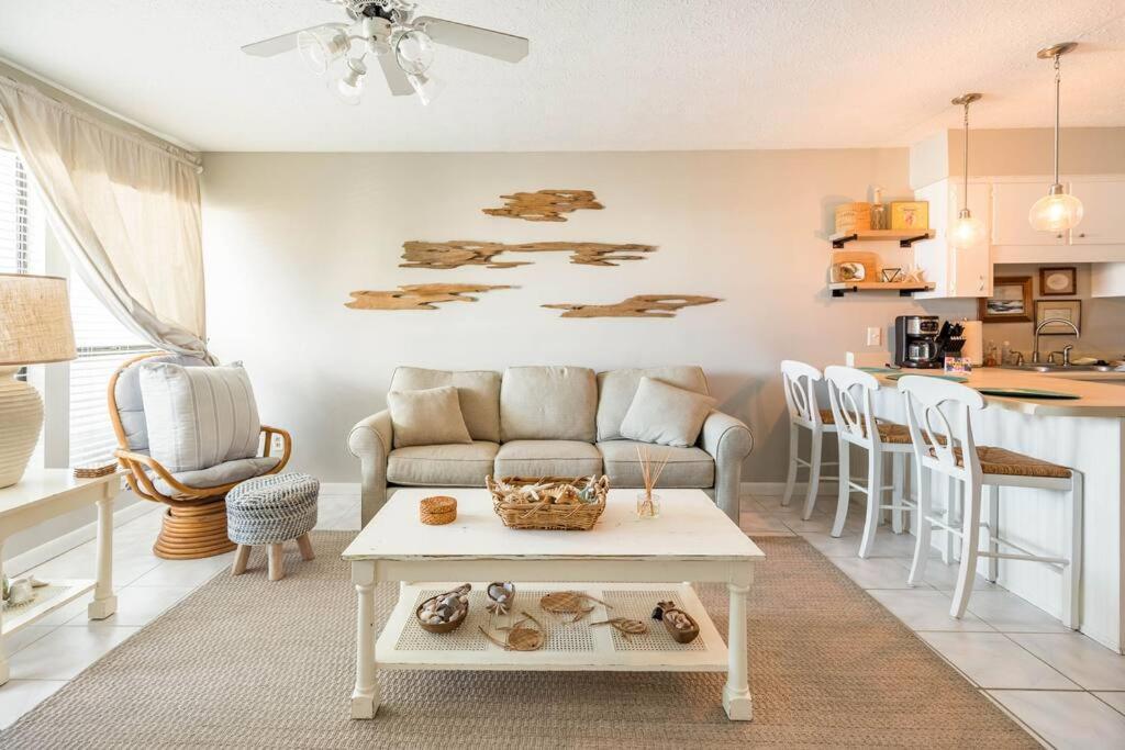 Boho Retreat Across The Street From The Apartment