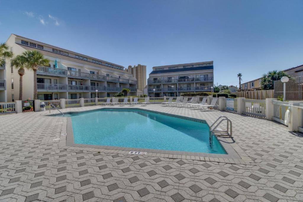Fullyrenovated 1 Min Walk2 Beach.5min To Peir Park