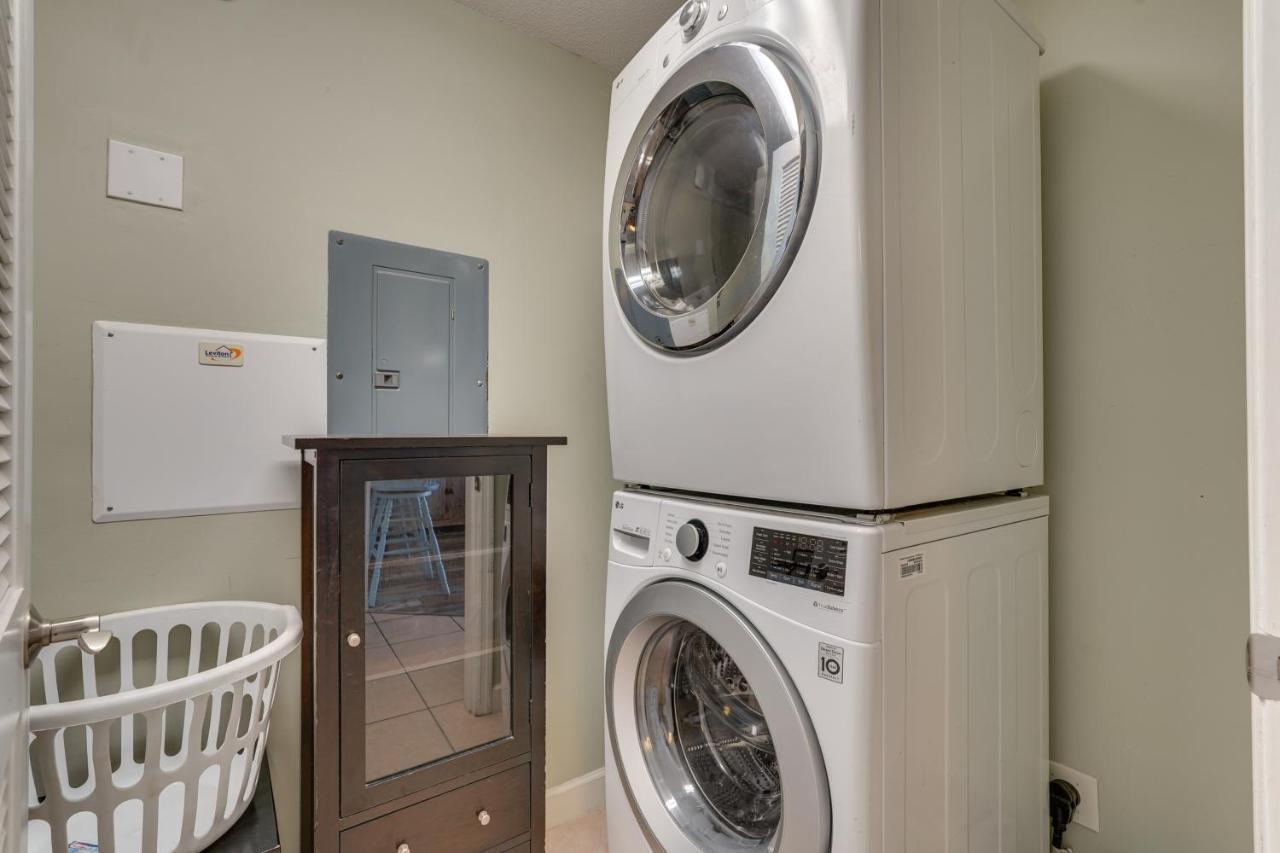 Apartment Gulf Coast Getaway With Balcony And Amenities! *