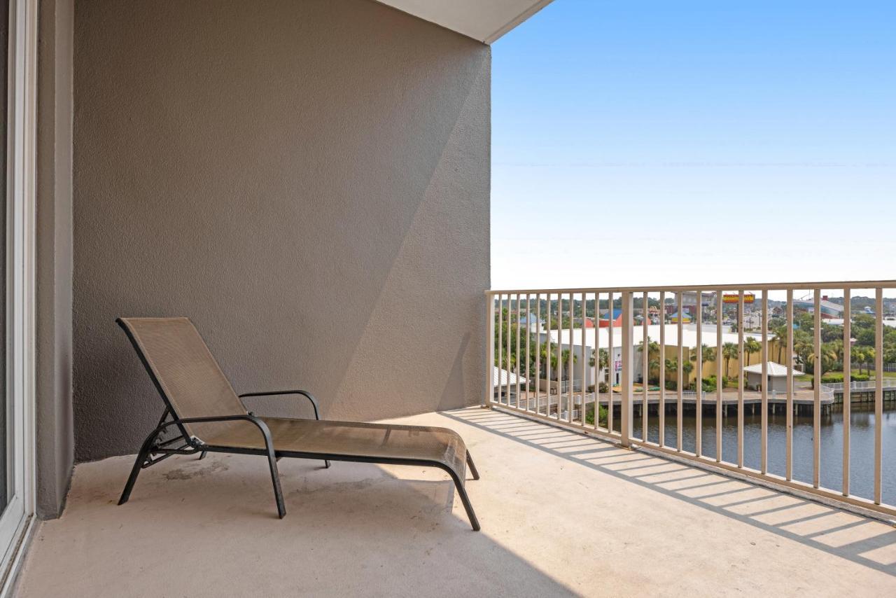 Holiday home Laketown Wharf 433