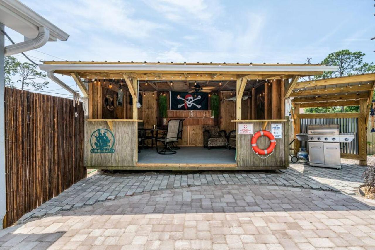 Get Shipwrecked At This Private Pool With Tiki Bar And Amazing Game * Panama City Beach