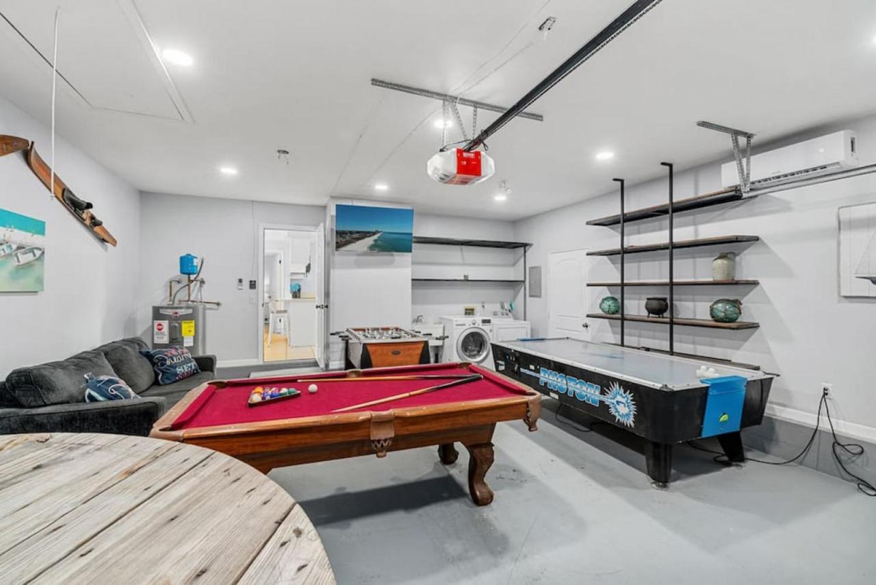 Holiday home Get Shipwrecked At This Private Pool With Tiki Bar And Amazing Game *