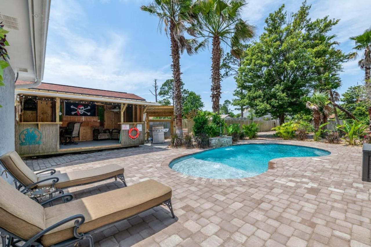 Get Shipwrecked At This Private Pool With Tiki Bar And Amazing Game * Panama City Beach