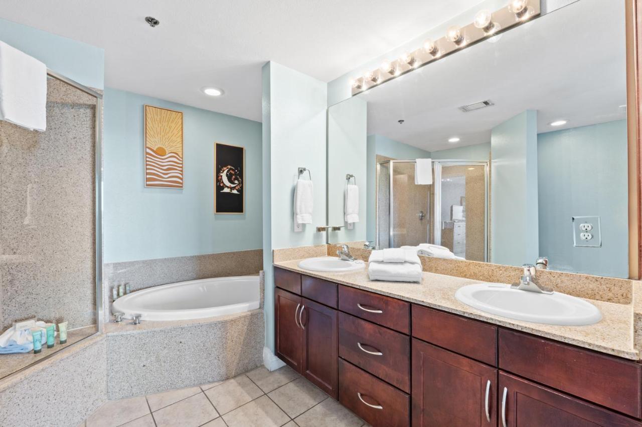 Holiday home Laketown Wharf #238 By Book That *