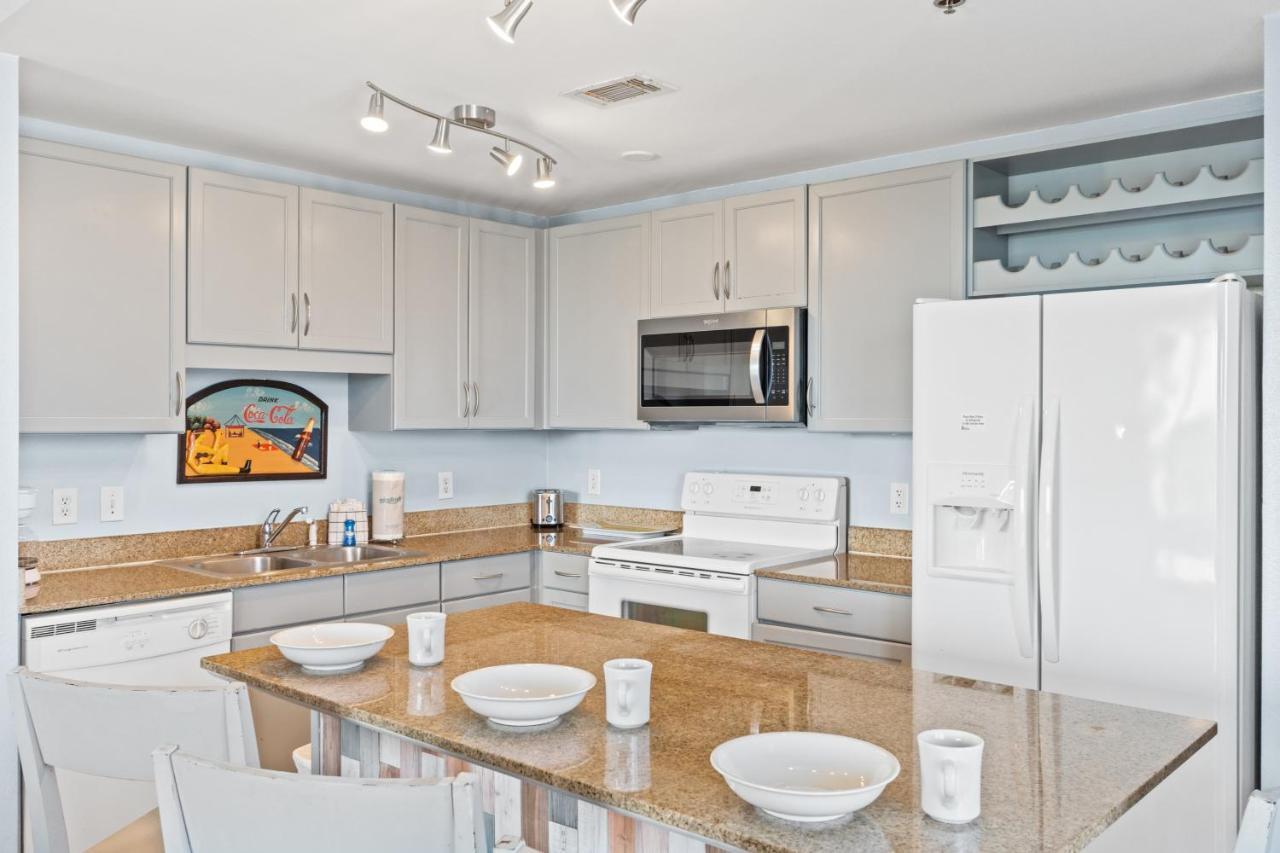 Holiday home Laketown Wharf #238 By Book That *