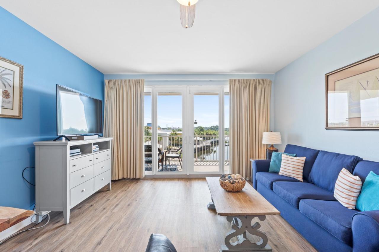 Holiday home Laketown Wharf #238 By Book That