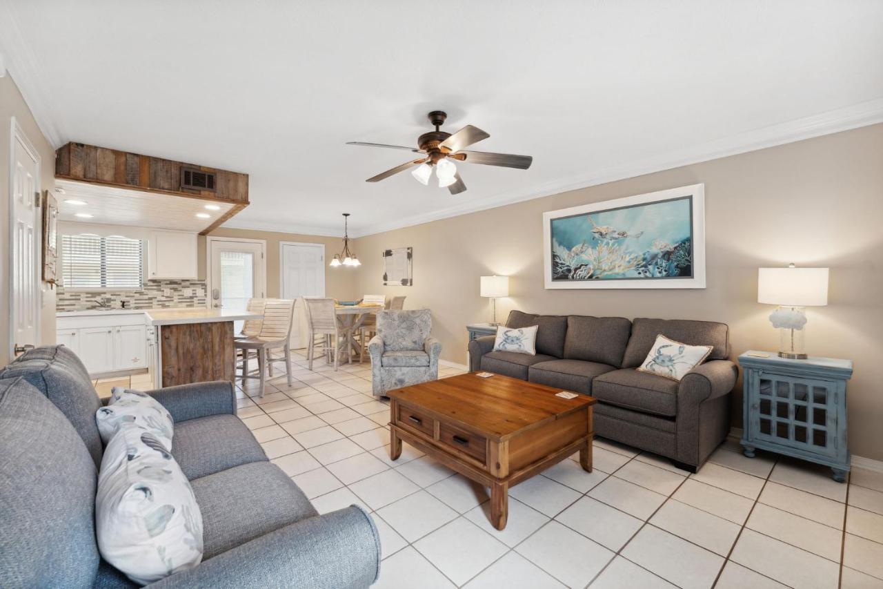 Gulf Highlands 106