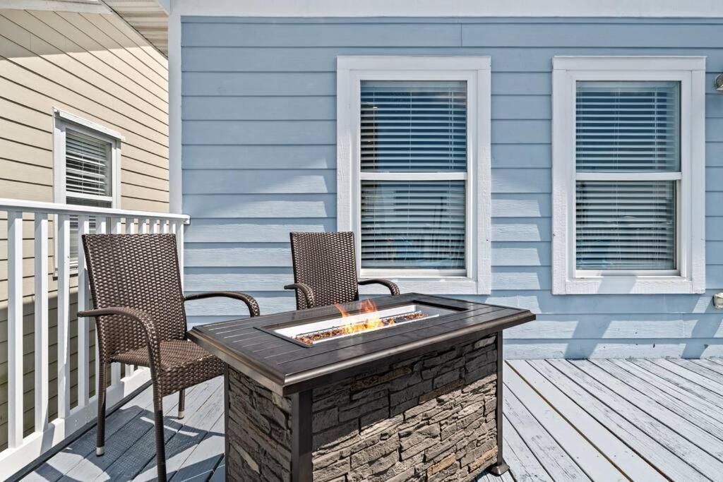 A Shore Bett-romantic Pool Beckons With Whispers Of Sea Salt And Starlight Holiday home *