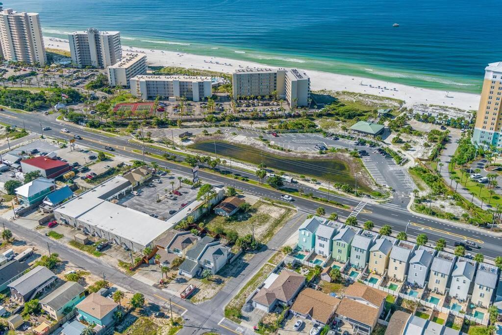 A Shore Bett-romantic Pool Beckons With Whispers Of Sea Salt And Starlight * Panama City Beach
