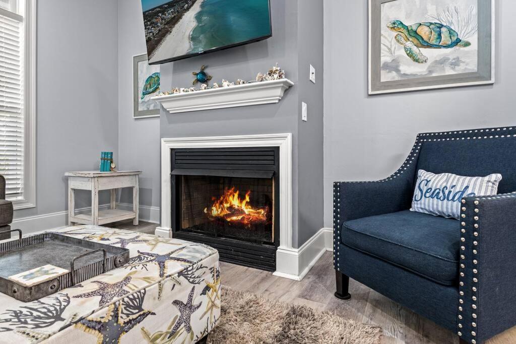 A Shore Bett-romantic Pool Beckons With Whispers Of Sea Salt And Starlight Holiday home Panama City Beach