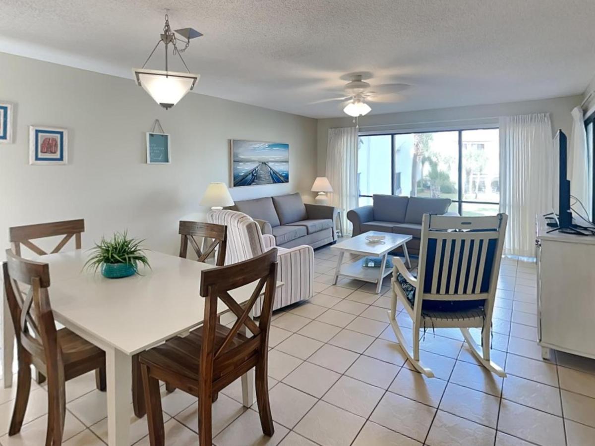 Apartment Edgewater 407 *