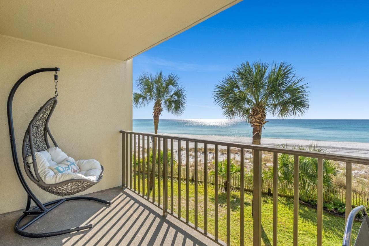 Ocean Front Turtle's Nest At The Commodore 202 Aparthotel *