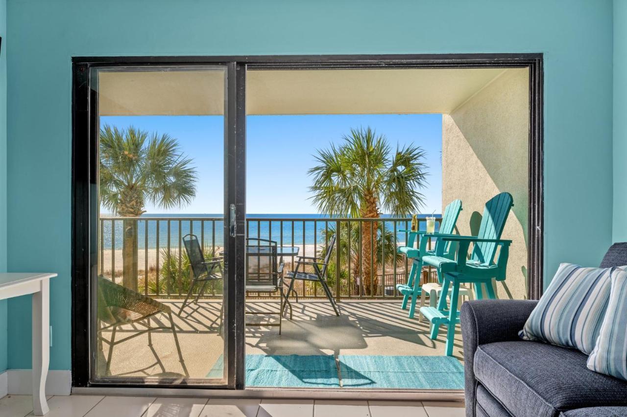 Aparthotel Ocean Front Turtle's Nest At The Commodore 202