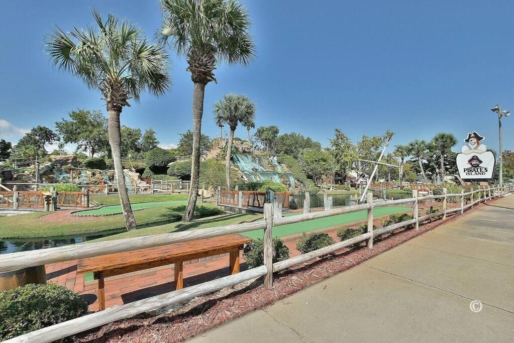 Villa Spring Special, Lux 4br House Sleeps 12, Pool, Elevator, King Bed