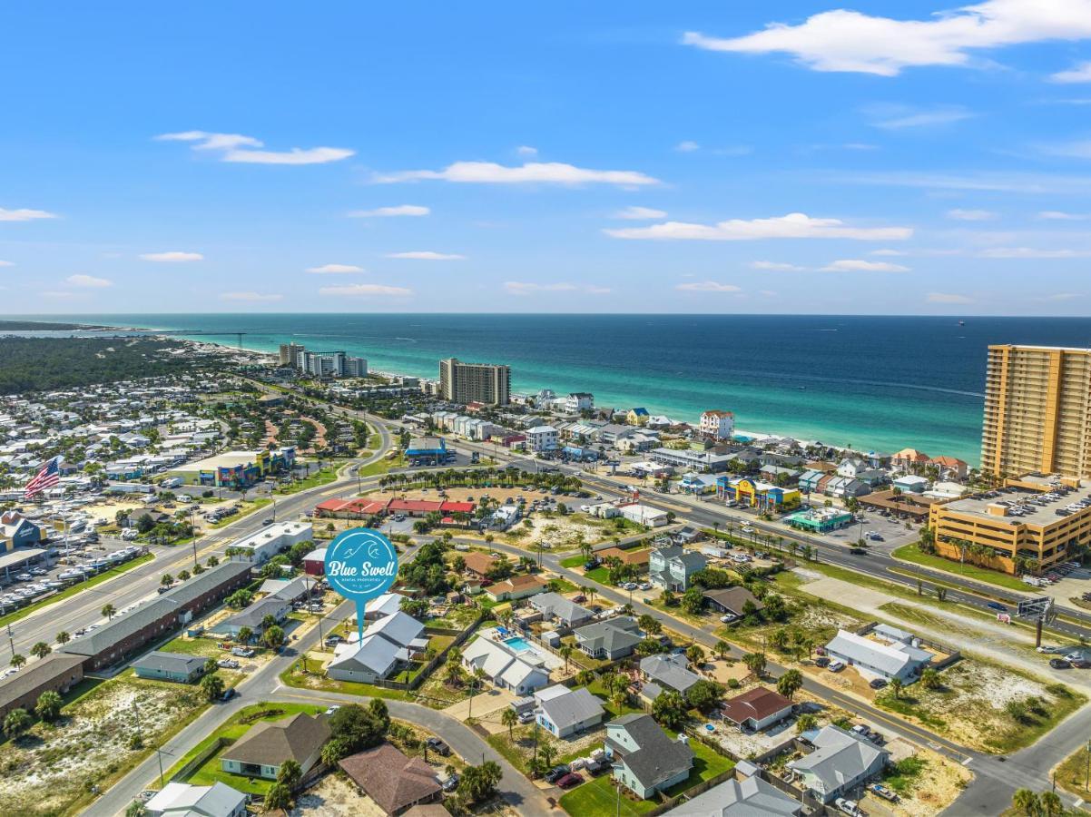 Holiday home Coral - 3bd 2ba Close To W/ Optional Golf Cart!