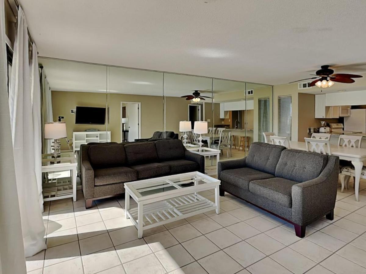 Edgewater 609 Apartment *